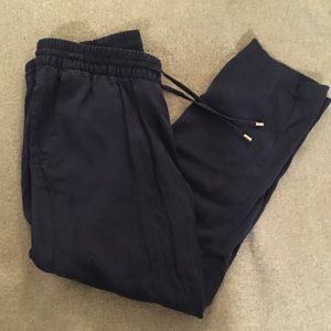 Navy Old Navy cropped Pants